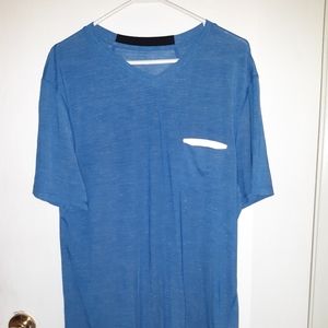 Lululemon 🍋mens size XL blue shirt